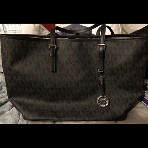 Large Michaels Kors Purse